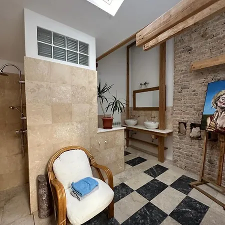 Garsoniera 2 Lângă Plaja Constanţa